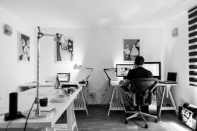 office-work-desk-computer-81363.jpg